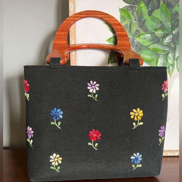 Handbags - Adorable Vintage Style Black Floral Small Handbag